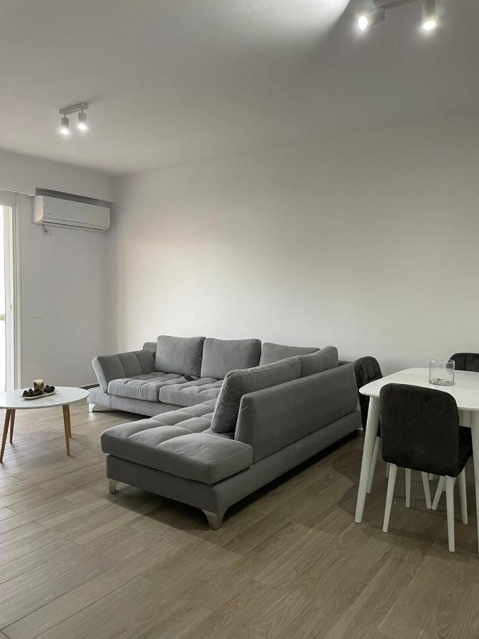 Sea & Sun Apartment Влёра Экстерьер фото